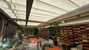 หลังคาผ้าใบเปิด-ปิดได้