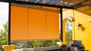 ม่านม้วนแนวดิ่ง