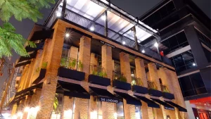 กันสาดผ้าใบทรงยุโรป