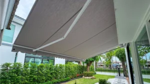 ไอเดียติดตั้งกันสาดทรงโมเดิร์น