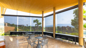 ม่านม่วนแนวดิ่ง